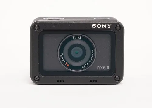 Sony RX0 II camera image 2