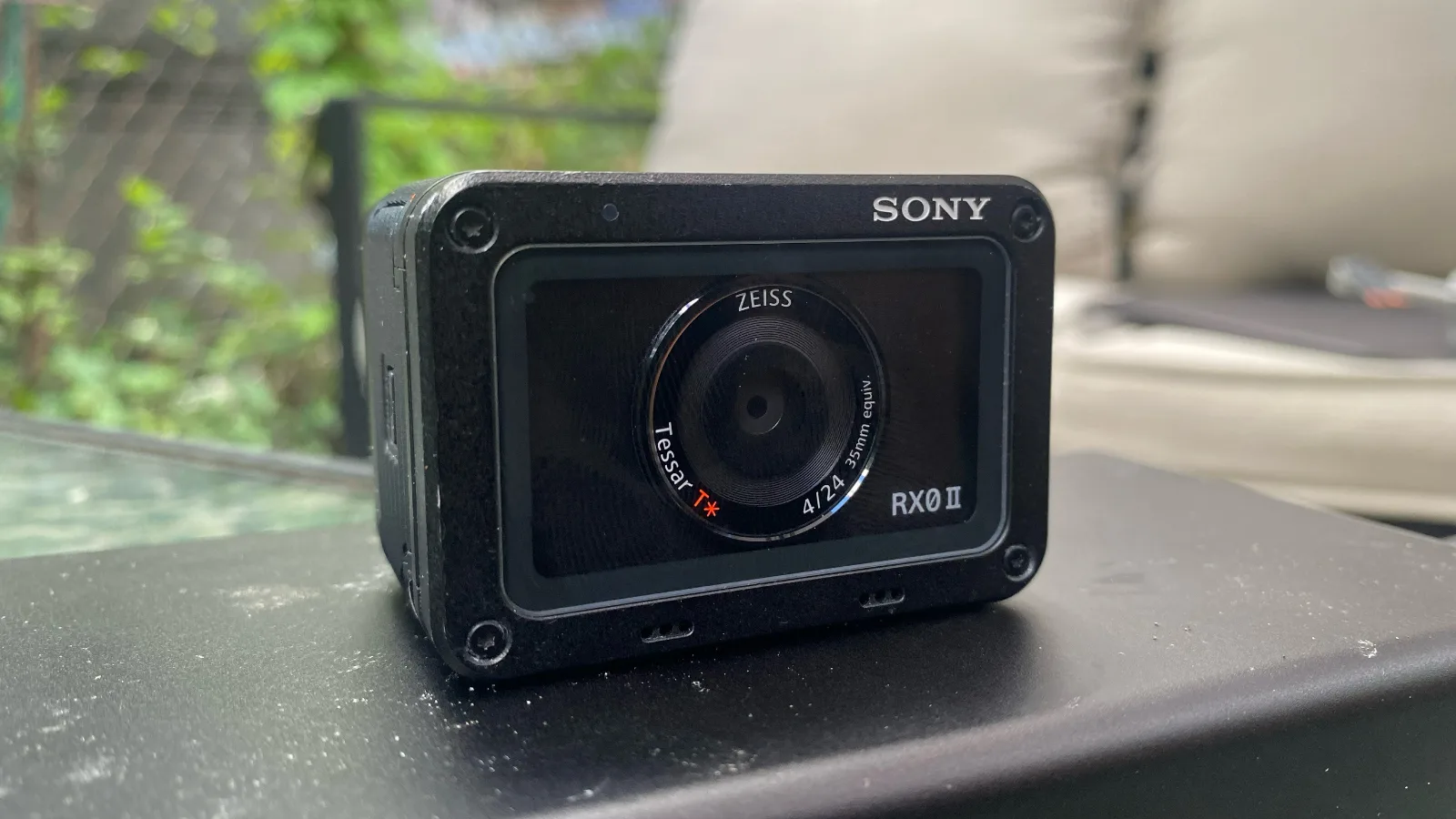 Sony RX0 II camera image 3